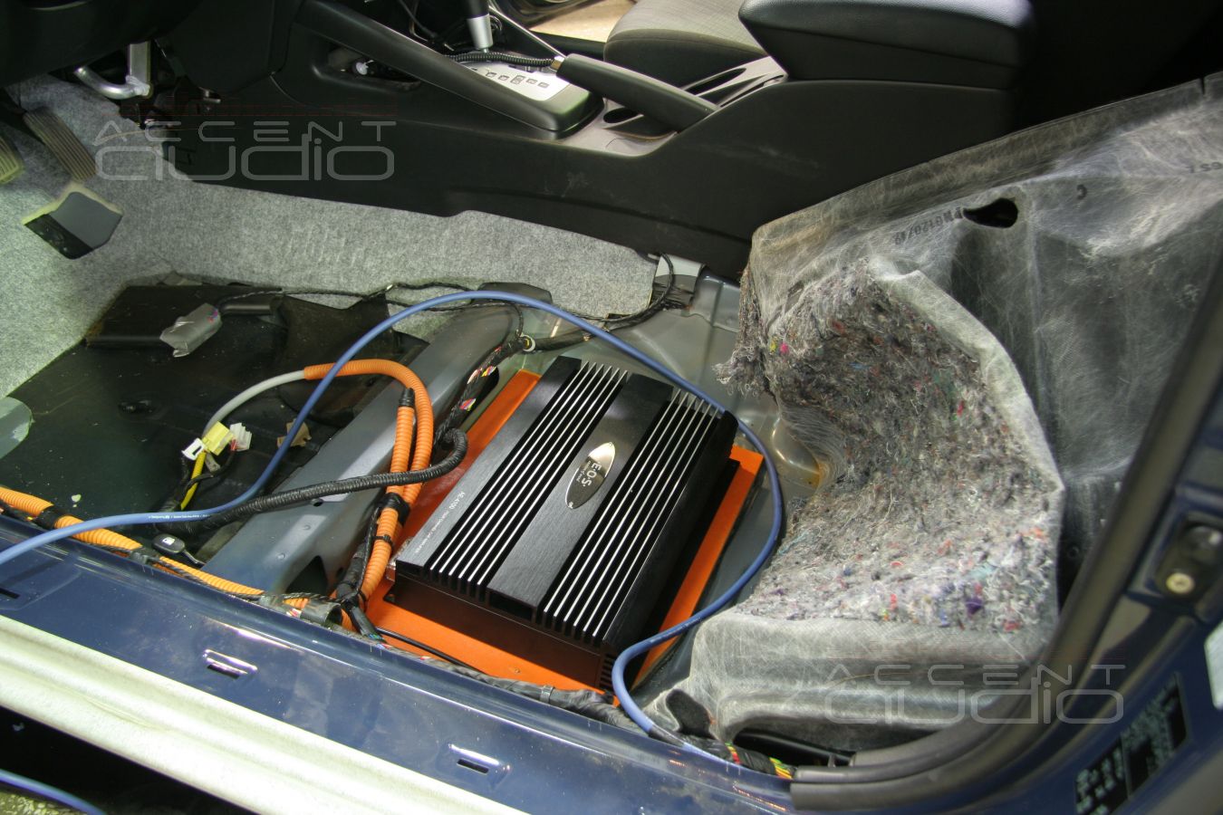 Замена акустики в Volkswagen Tiguan