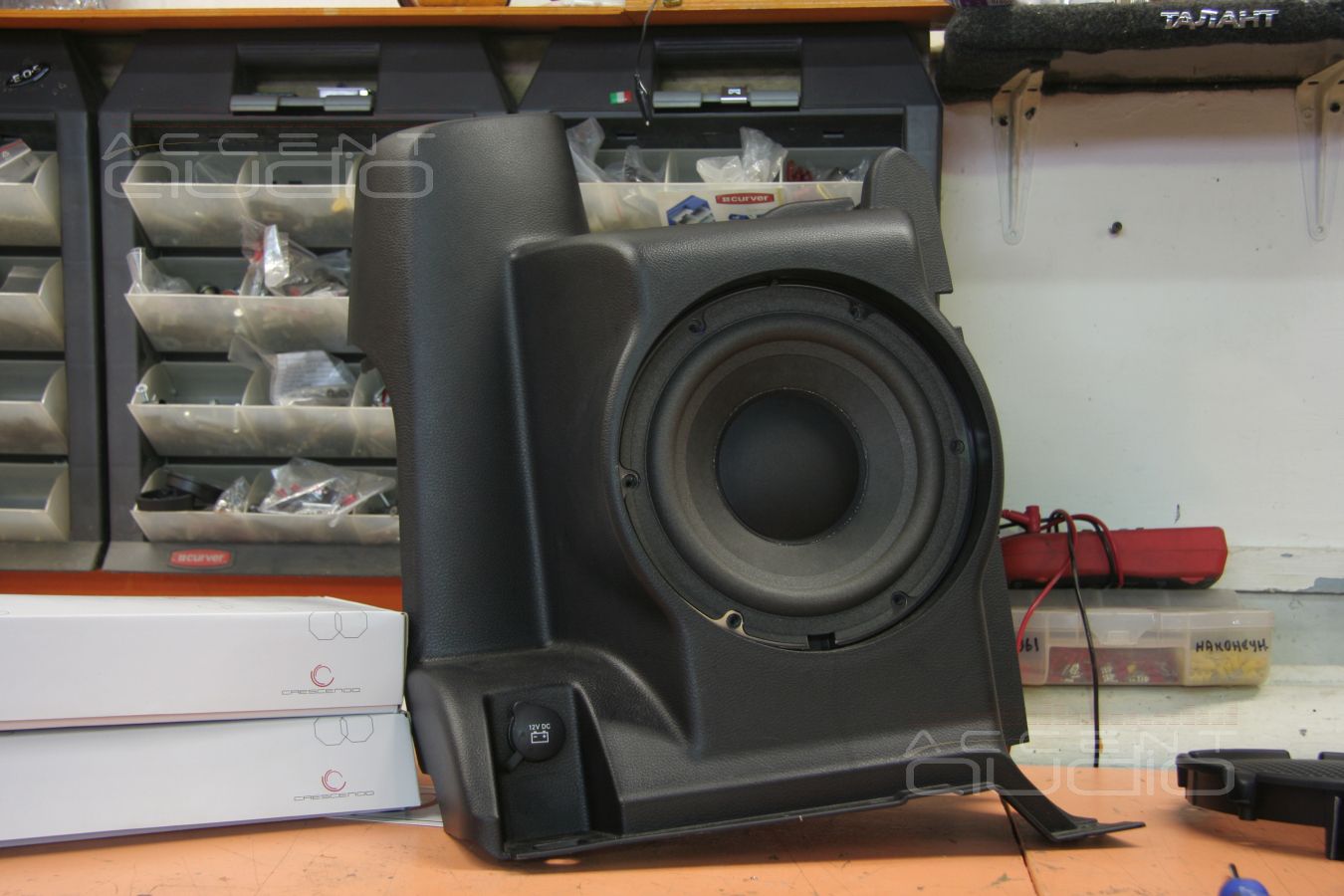 Установка сабвуфера в Jeep Wrangler