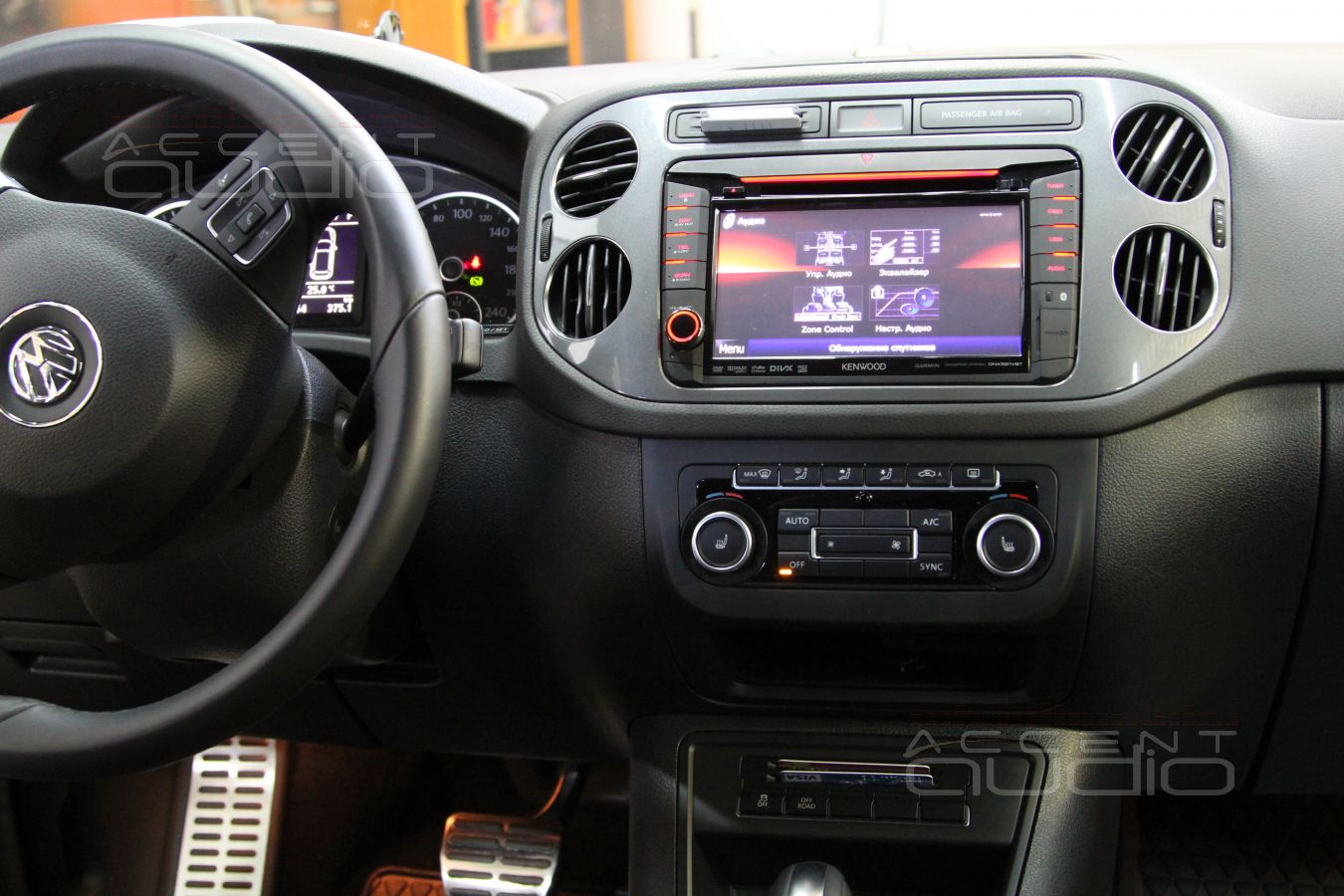 Замена магнитолы в Volkswagen Tiguan