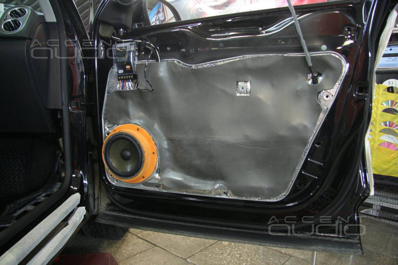 Звук, мультимедиа, акустика, шумоизоляция и многое другое для нового Volkswagen Tiguan