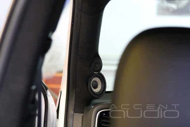 Модернизация звука, шумоизоляция и черный потолок из алькантары для Mitsubishi Outlander