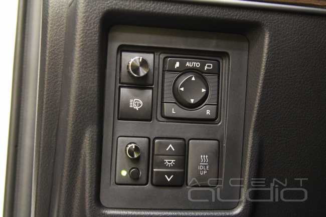 В Toyota Prado не только сабвуфер надо: новый уровень звука и новый уровень комфорта