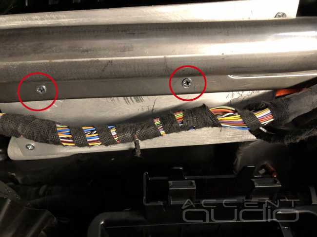 Быстро звук! BLAM в BMW X1 за один день.