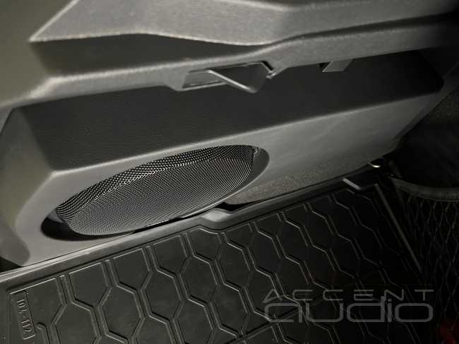 Будущая трёшка в рестайле: масштабируемая аудиосистема для VW Tiguan 2 Restyle