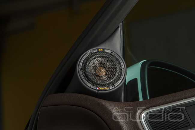 Volkswagen Touareg NF: необходимо и достаточно. Модернизация аудиосистемы.