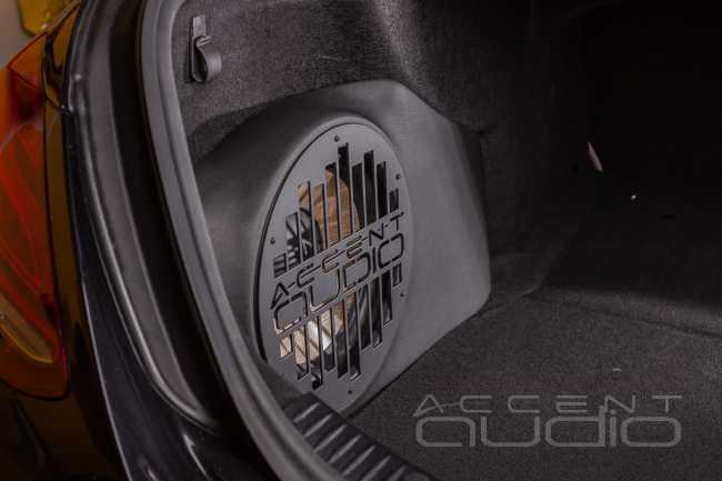 Бюджетно – значит отлично: новый звук в Mercedes-Benz W205