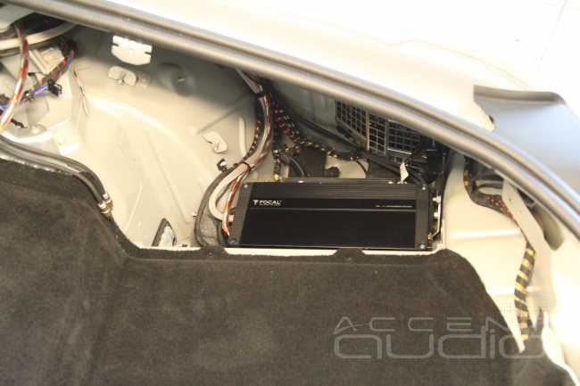 Burmester отправляем на полку – устанавливаем настоящую аудиосистему в спортивный Mercedes-Benz GT
