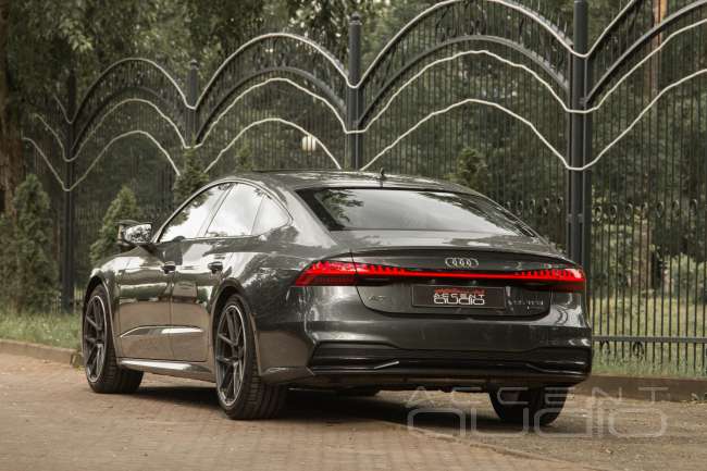 Серьезные сложности и их красивые решения: великолепный звук в Audi A7