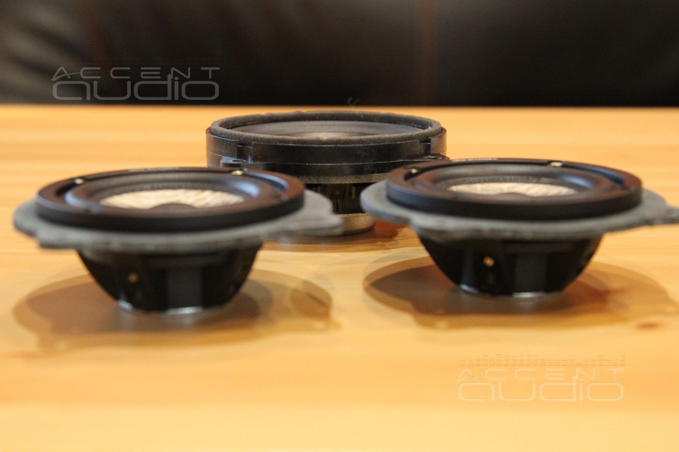 Установка акустики Focal Performance в RangeRover Evoque