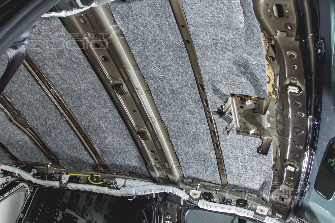 Полная шумоизоляция салона Toyota RAV4