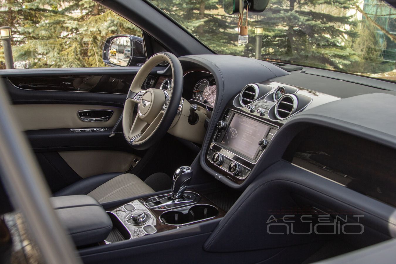 Bentley Premium Sound System от студии Accent-Audio – настоящая роскошь звука