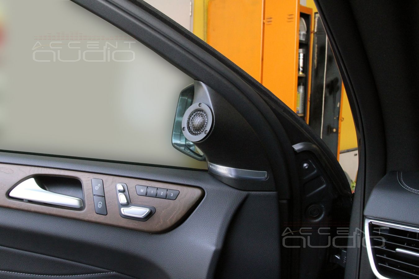 Mercedes-Benz GLE Coupe на компонентах ScanSpeak