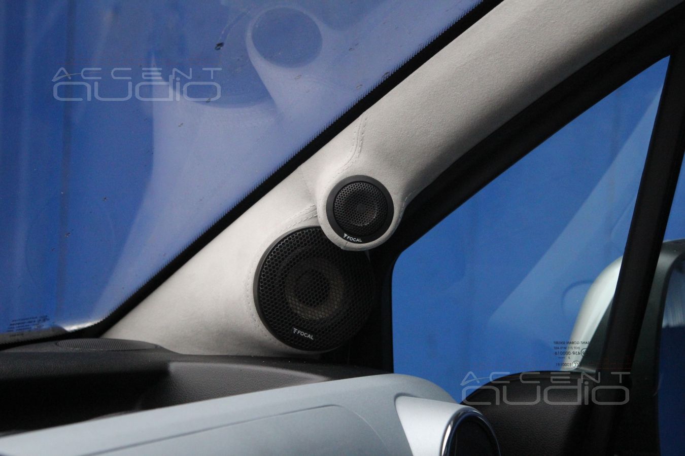 Установка акустики Focal Performance F3