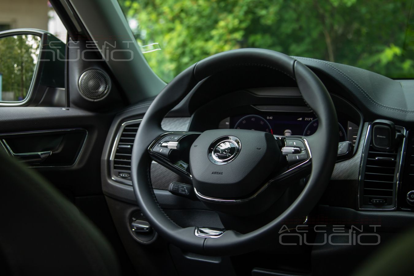 Почти три полосы: экономично и без страшных подиумов – Brax GL2 в Skoda Kodiaq