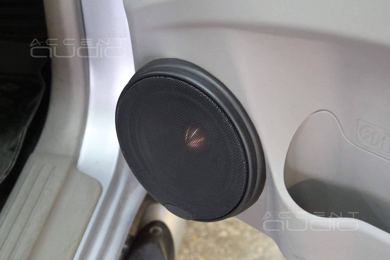 Акустика MDLab SP-A17.2С в Mitsubishi Pajero Sport 2013