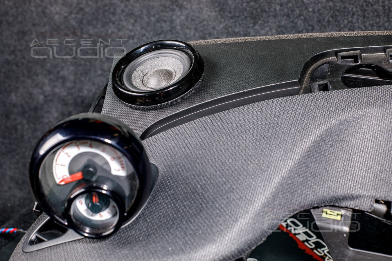 Интеграция: установка среднечастотных динамиков Brax ML3 в Smart Fortwo 