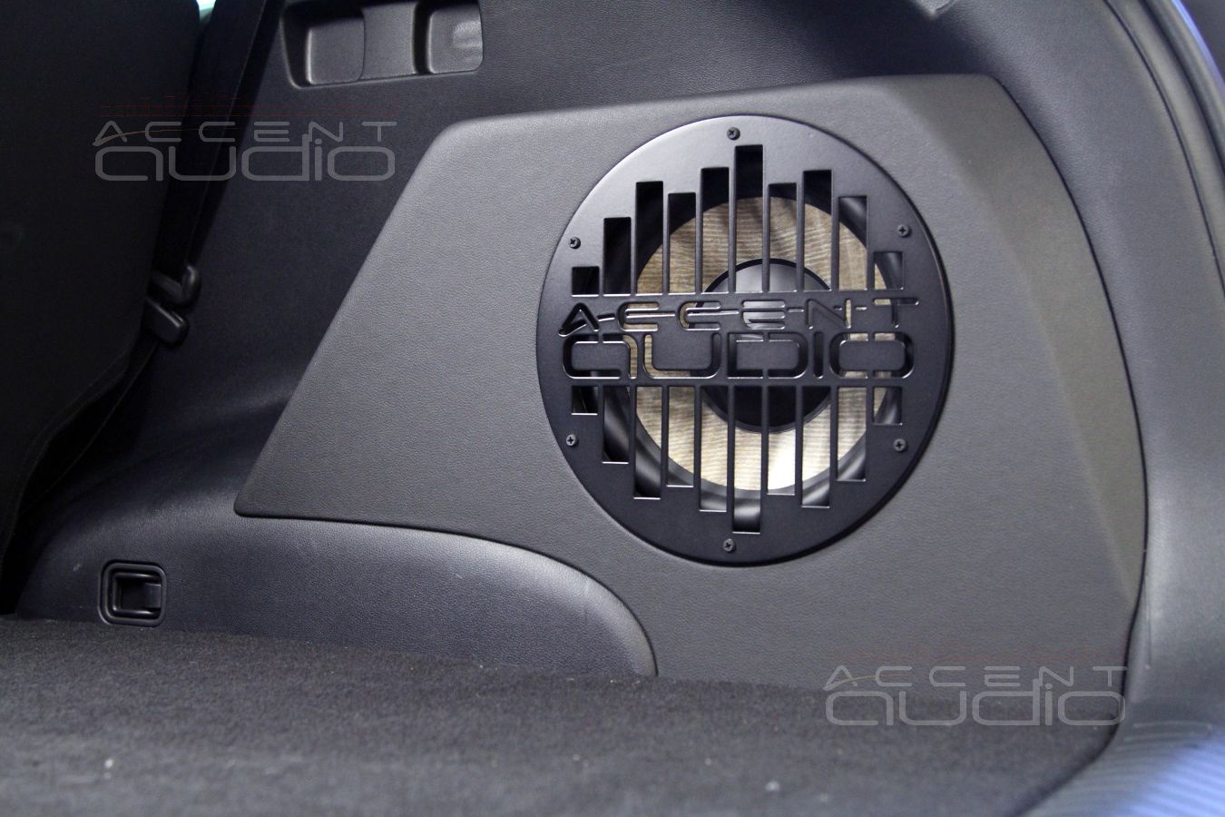 Сабвуфер в новом Kia Sportage.