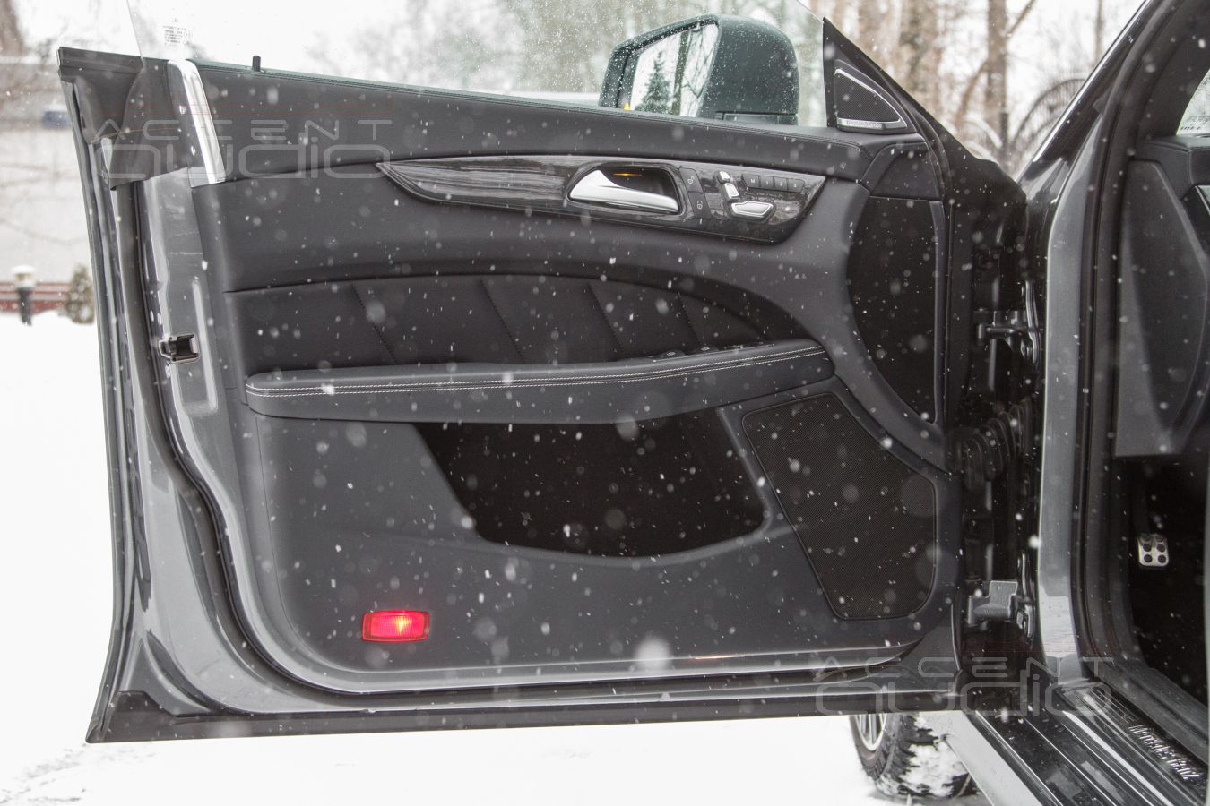 Аудиоподготовка дверей Mercedes CLS и установка акустики Brax и Focal