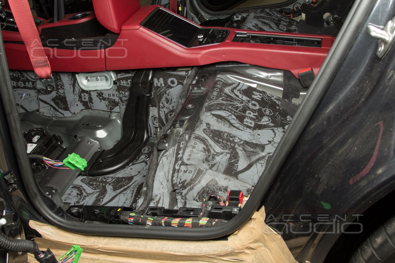 Почему и зачем те, кто любит свой автомобиль и музыку, обращаются в Accent-Audio ?