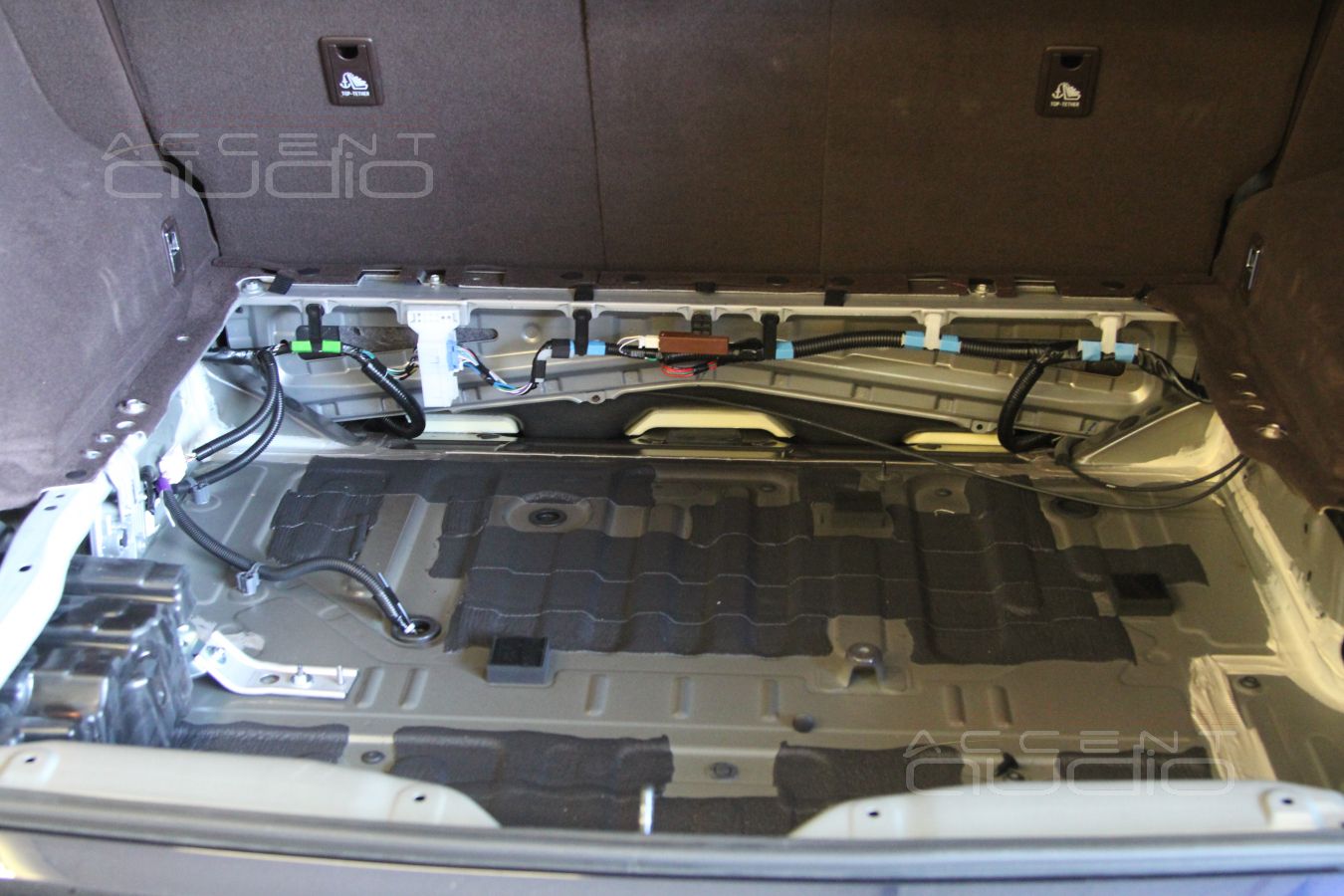 Как это устроено штатно в Lexus RX350