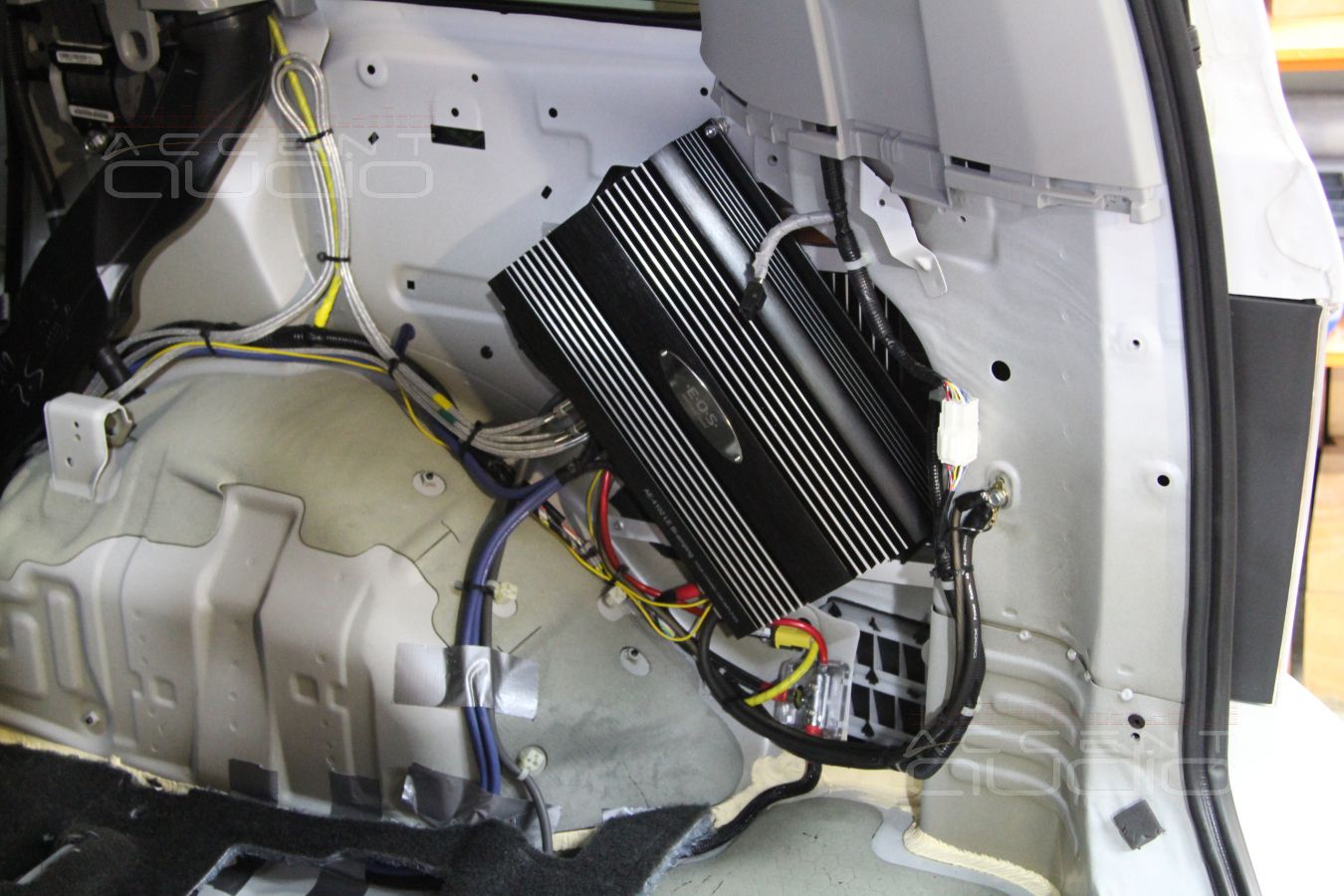 Вокруг Alpine INE-W928R