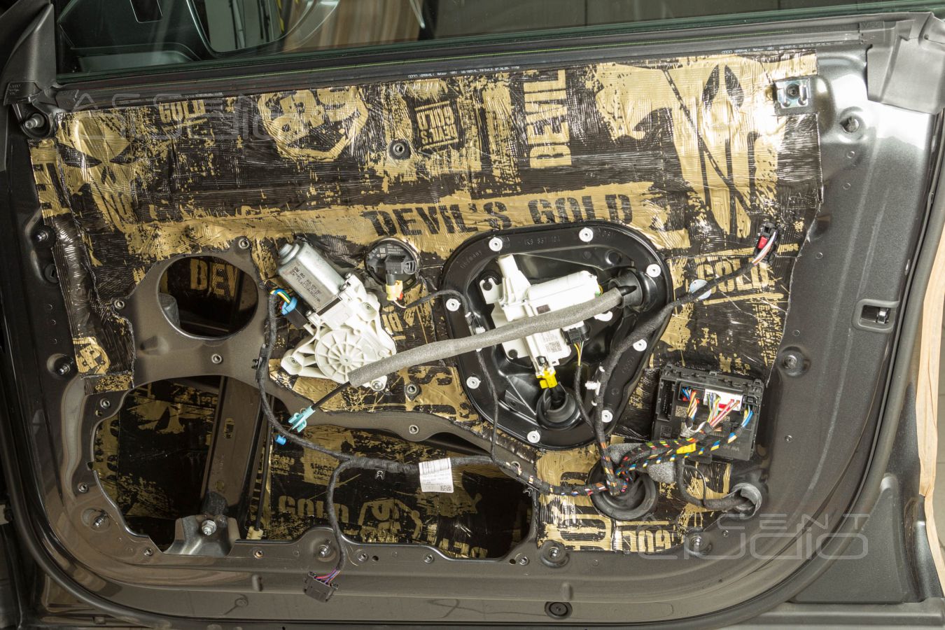 Играющие двери Audi A7 – реально и без сложностей