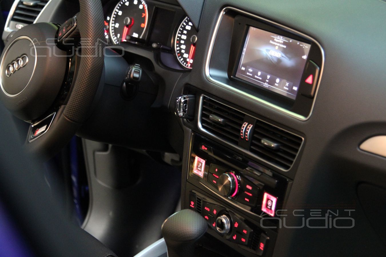 Установка Alpine X701D-A в новый Audi Q4 2016