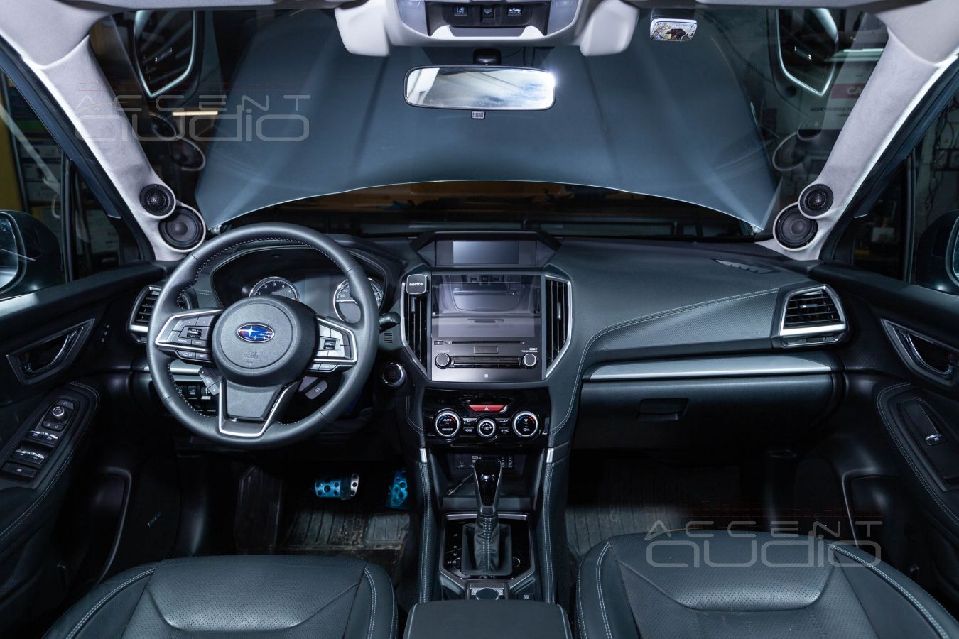 Установка твитеров и среднечастотников в Subaru Forester: правильные подиумы