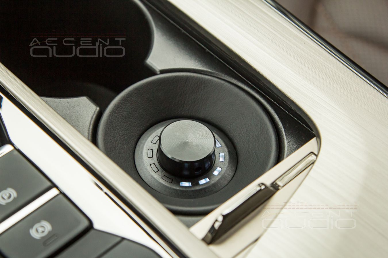 О сигналах, возможностях и способах прослушивания музыки в Exeed