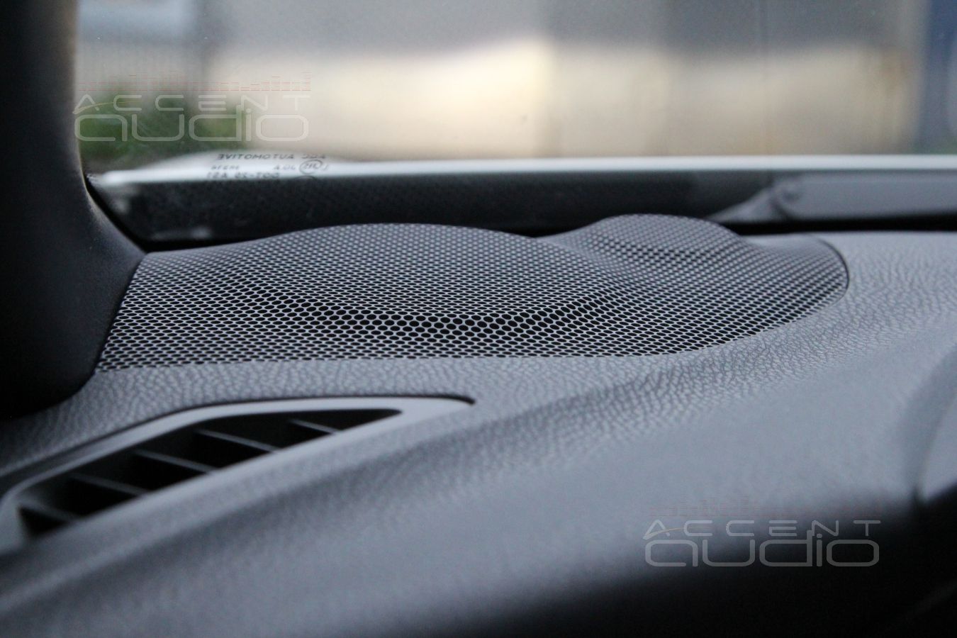 Установка акустики Focal Performance F3 в Toyota GT86