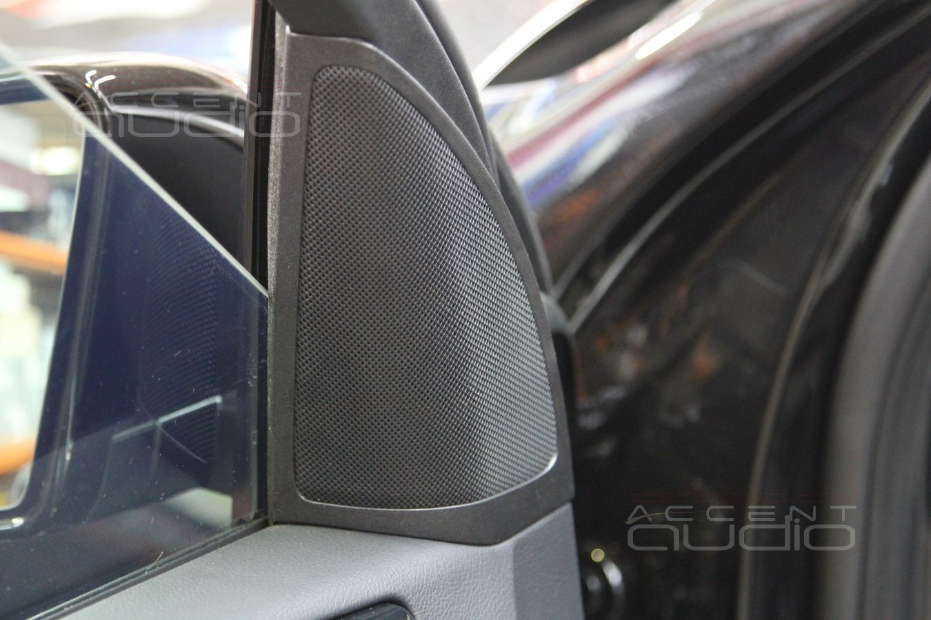 Установка акустики Focal FX в Mercedes-Benz GL