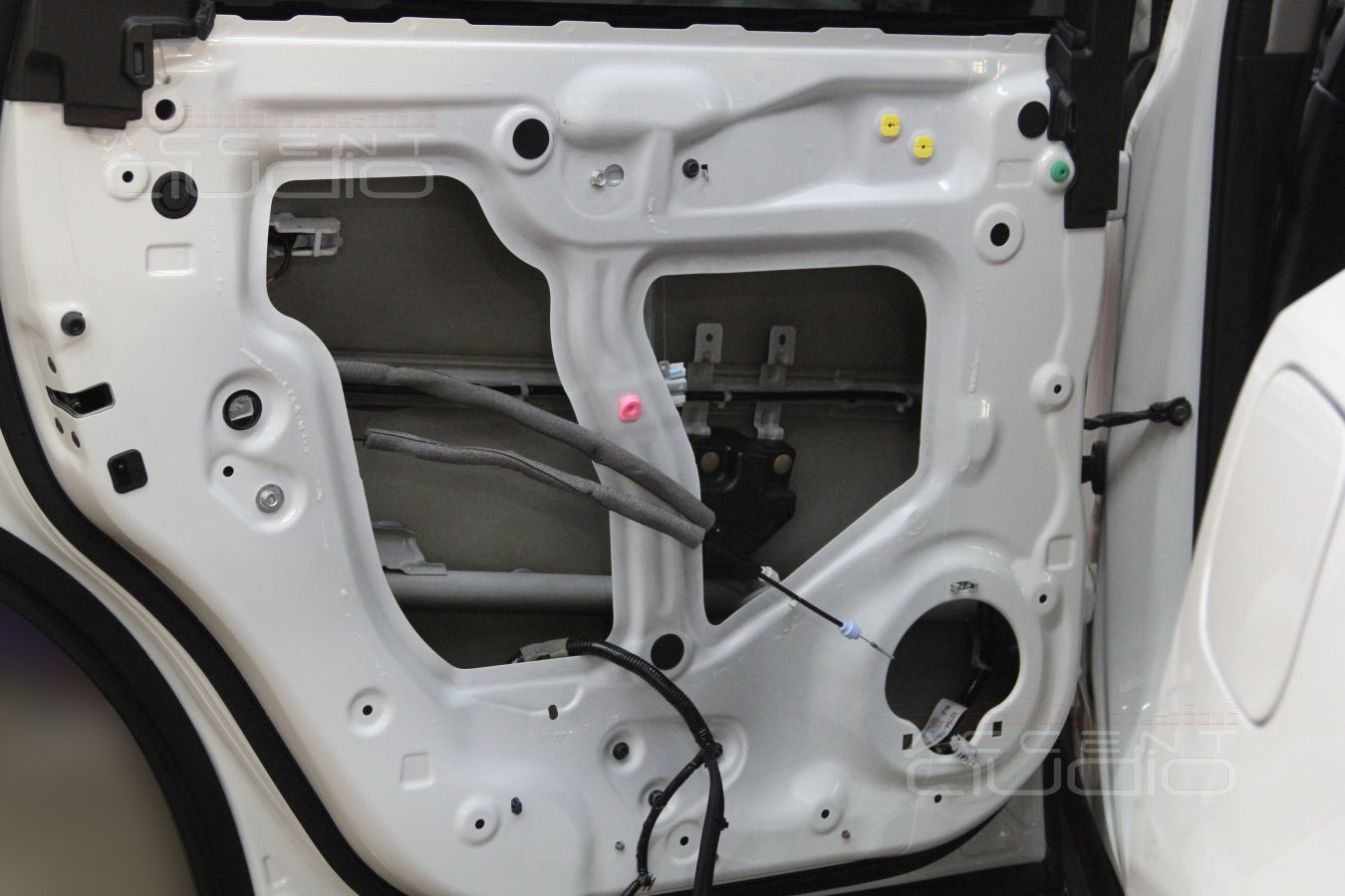 Шумоизоляция дверей Acura MDX