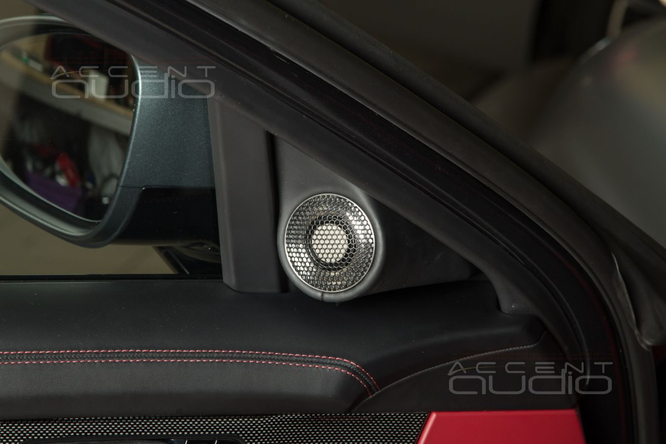 Твитеры Brax GL6 в интерьере Porsche Panamera – стиль и точность