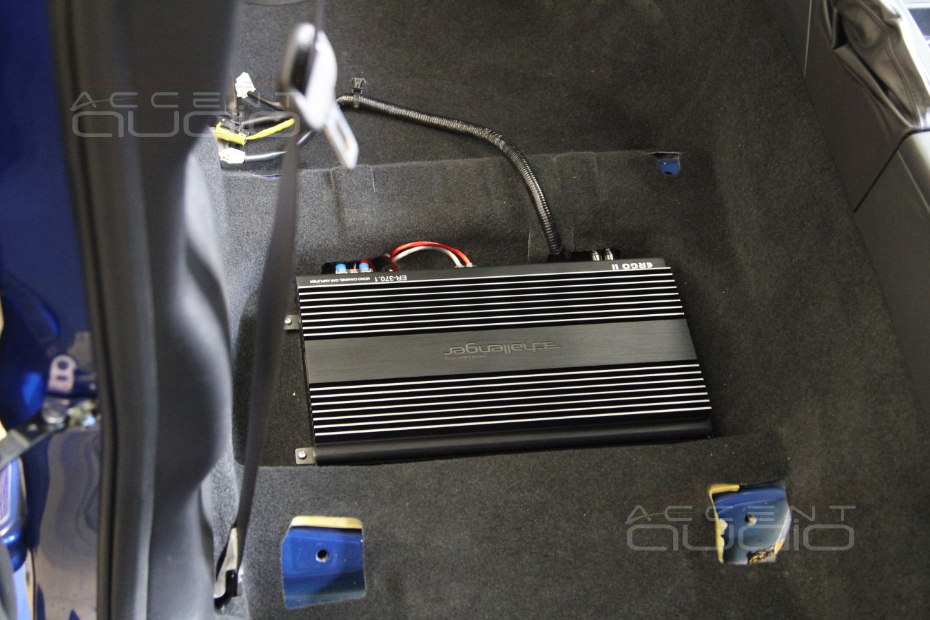 Сердце трехполосной системы – Helix PSix и его сабвуферный помощник Challenger