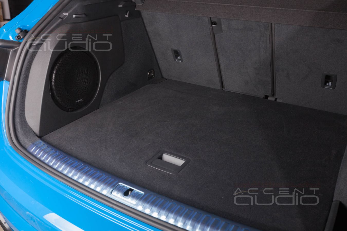 Сабвуфер-стелс специально для нового Audi A3