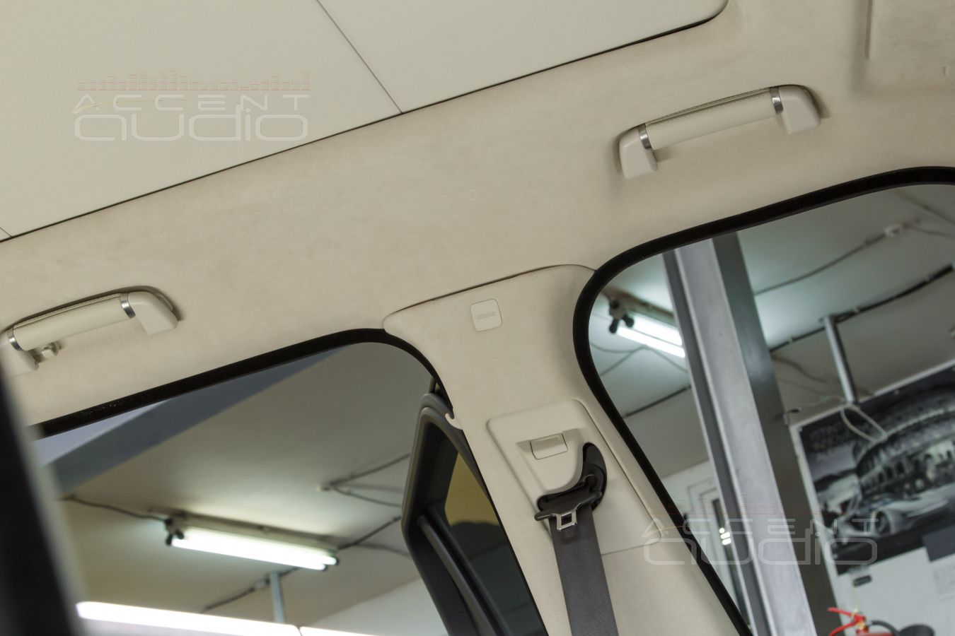 Крыша в алькантару – это же Range Rover !