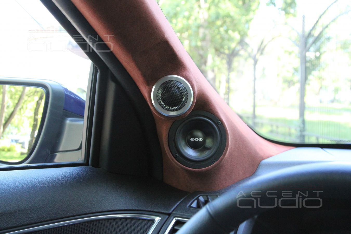 Установка СЧ-ВЧ: подиумы под твитеры и среднечастотные динамики в Ford Explorer