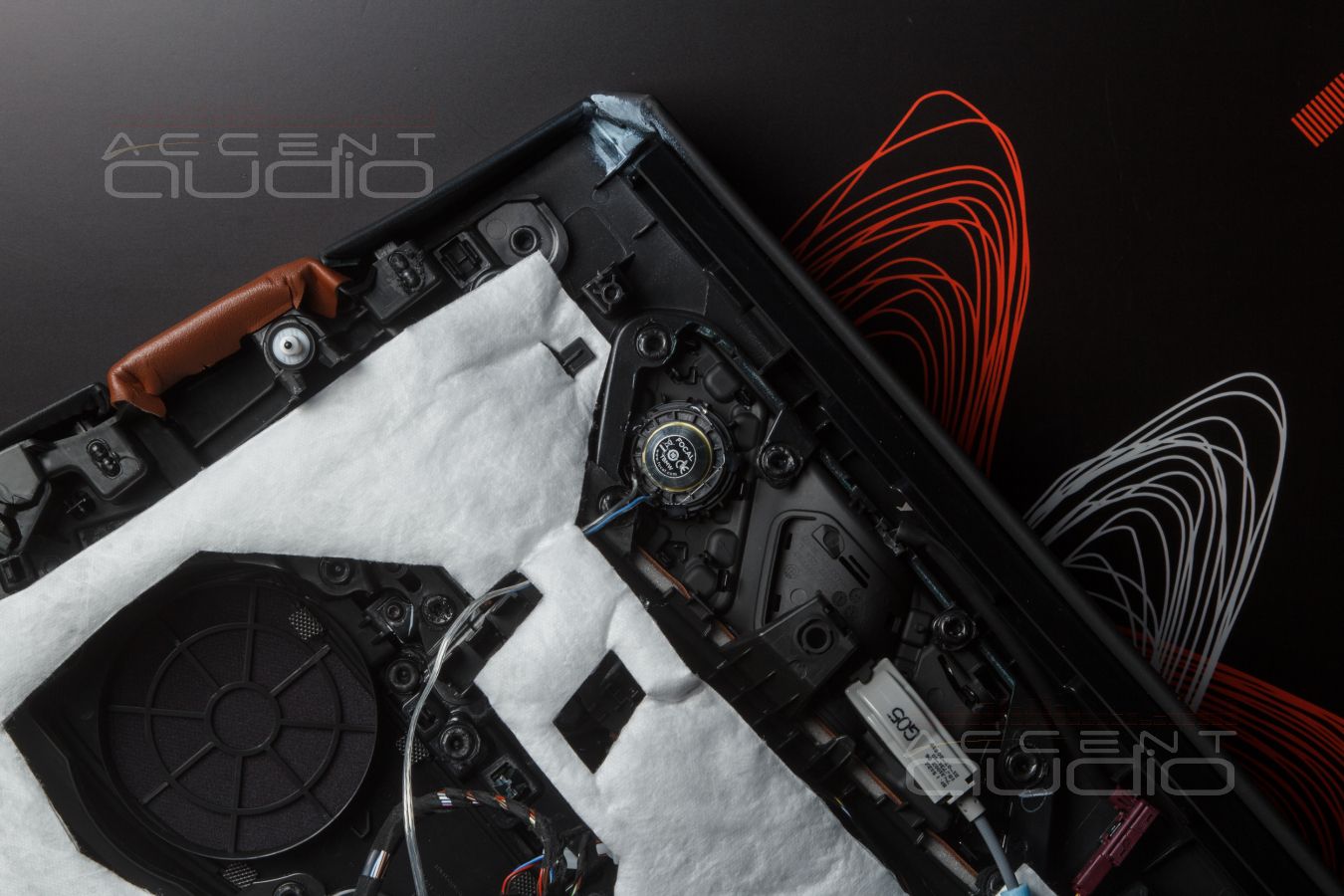 BLAM Signature S 100N24P и Focal IS BMW100 штатно в BMW X5