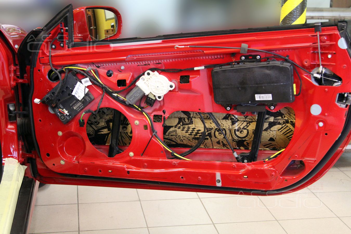 Выбор и установка акустики для Mercedes-Benz SL350