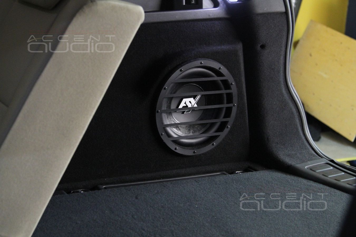 Выбор компонентов аудиосистемы в LandRover Discovery Sport