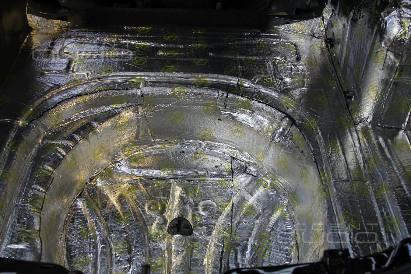 Установка усилителей и процессора в Skoda Octavia 3