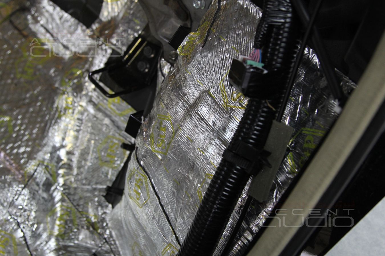 Шумоизоляция Infiniti FX35