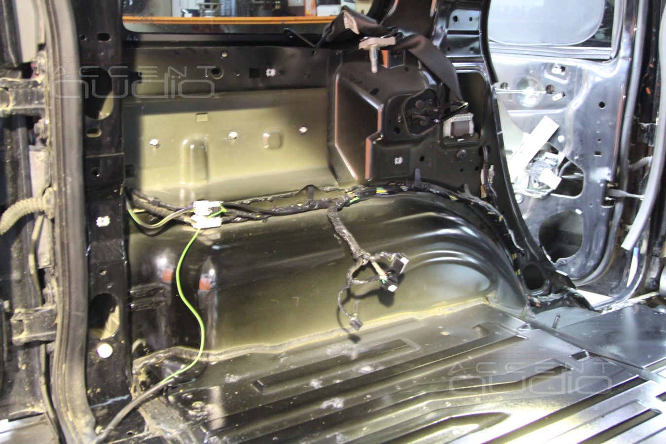 Hummer H3: система вооружения от MDLab