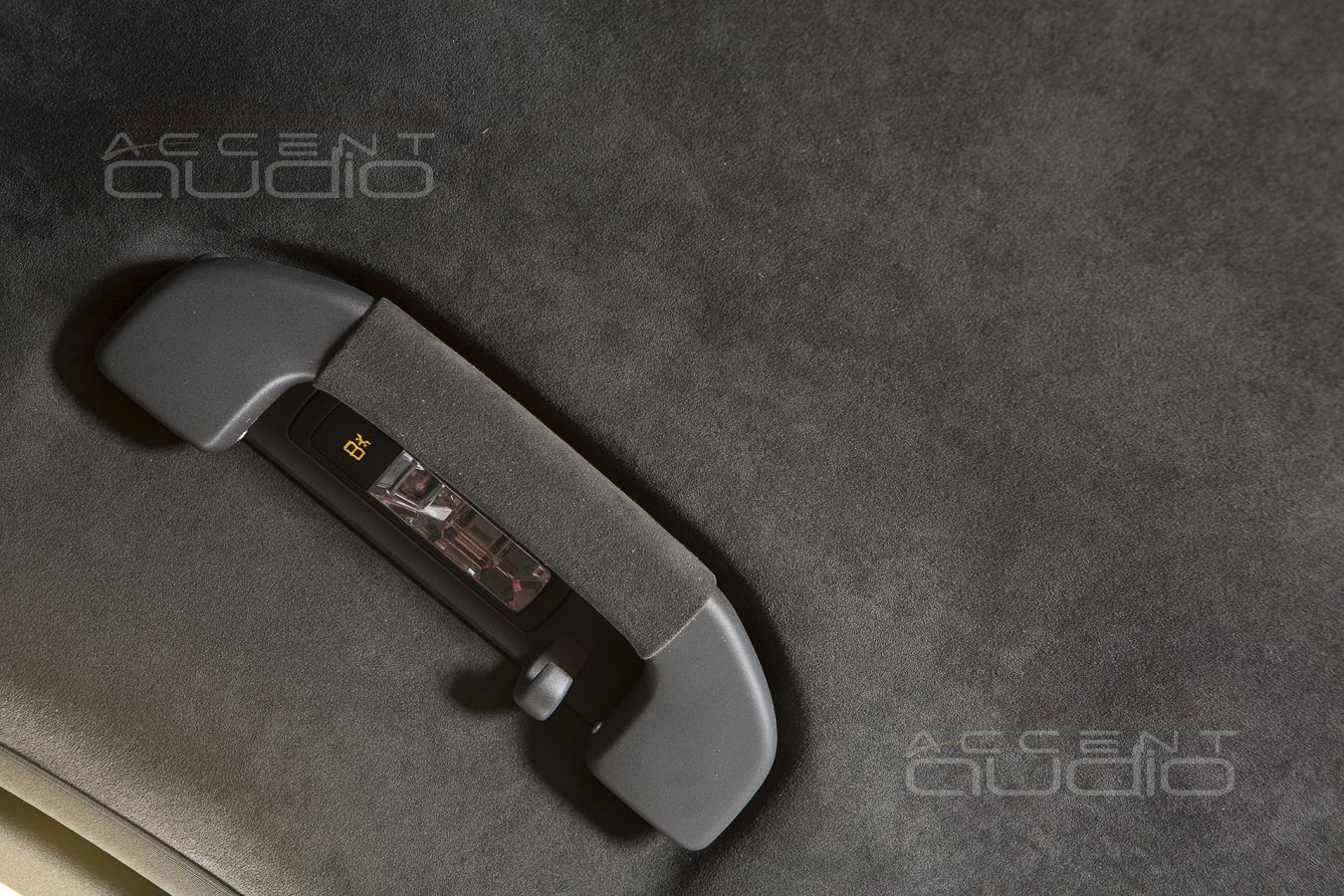 Перетяжка потолка Mercedes-Benz C-Class W205 в алькантару