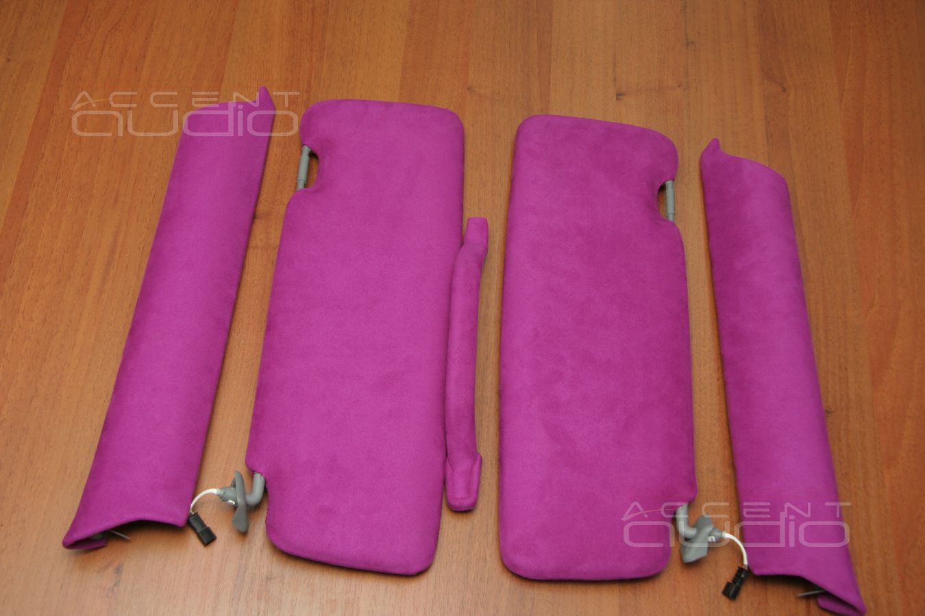 Розовый хамелеон: меняем интерьер для Mercedes Gelandewagen