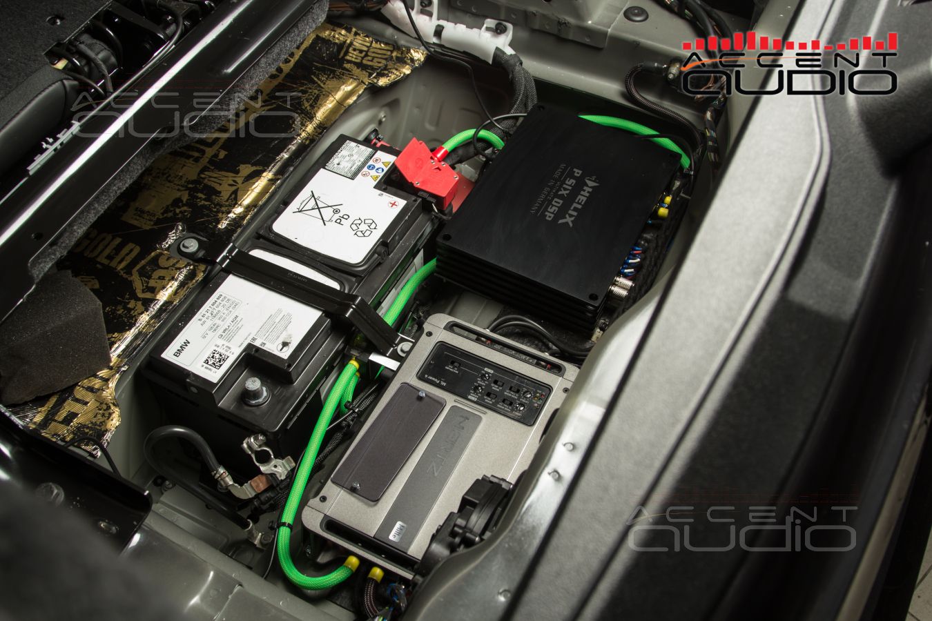 Полностью скрытый монтаж компактных усилителей Helix и Hertz в BMW X7
