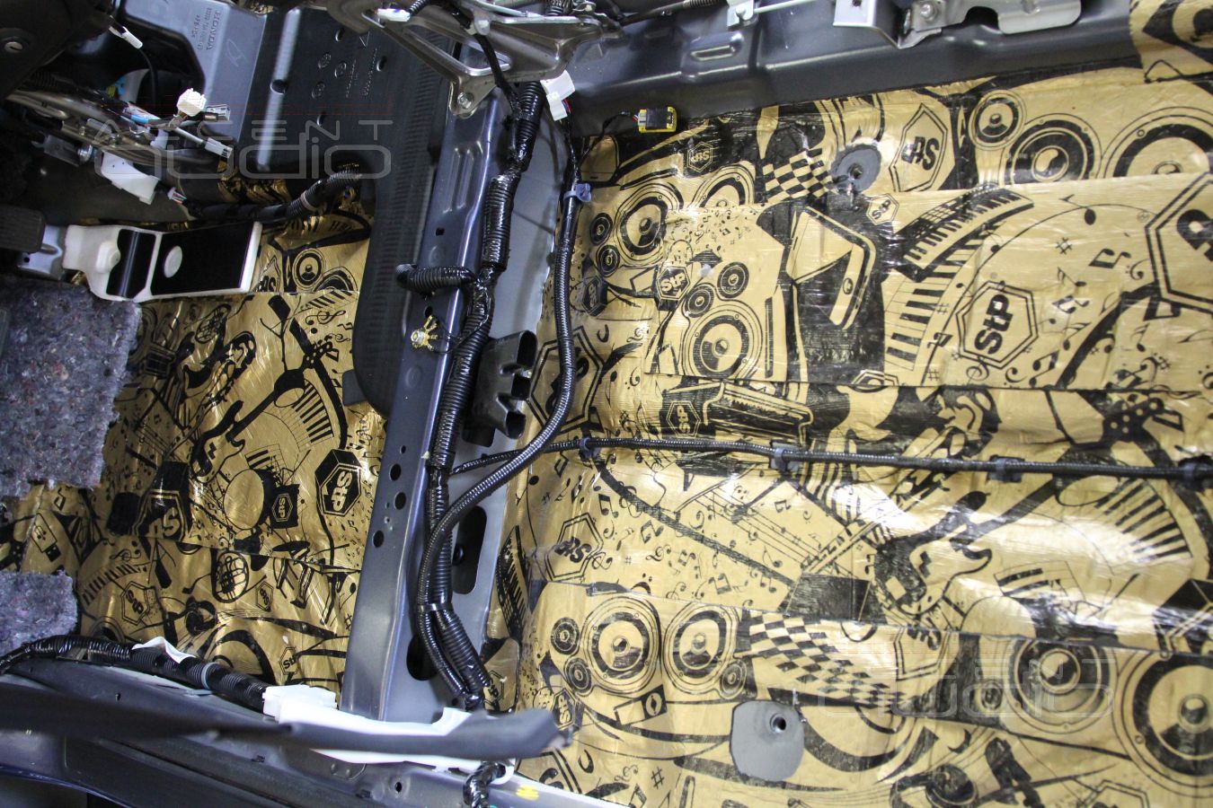 Шумоизоляция Honda CRV