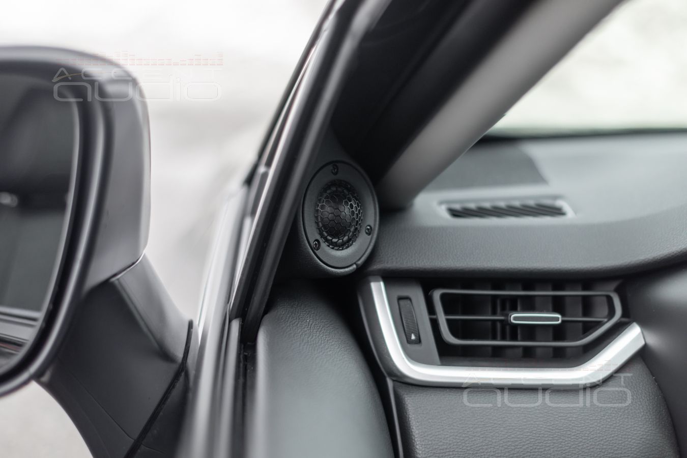 Идеальная установка высокочастотных динамиков в RAV4 – лучше, чем штатно