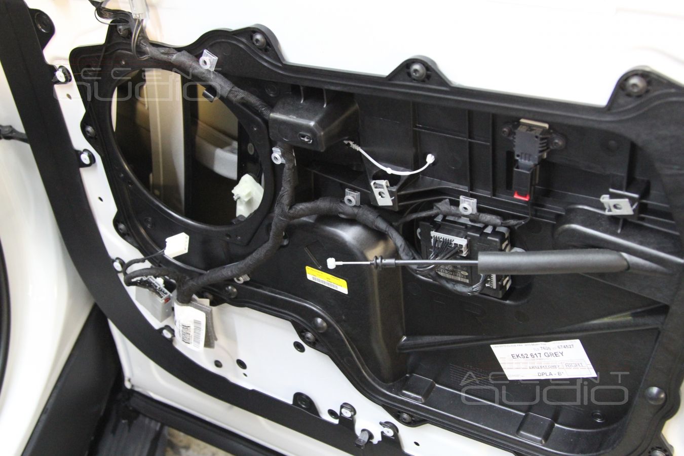 Аудиосистема в новом Range Rover Sport: как это может быть ?