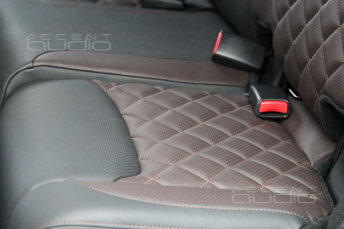 Эксклюзивный кожаный салон Jeep Wrangler